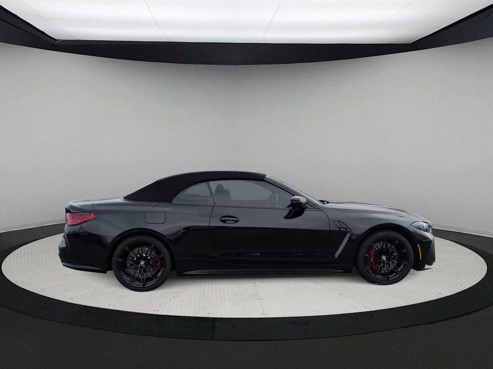 Used 2025 BMW M4 xDrive Competition w/ Executive Package image 9