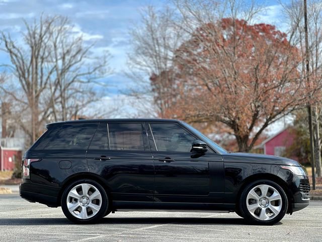 Used 2019 Land Rover Range Rover Supercharged AWD/4WD image 4