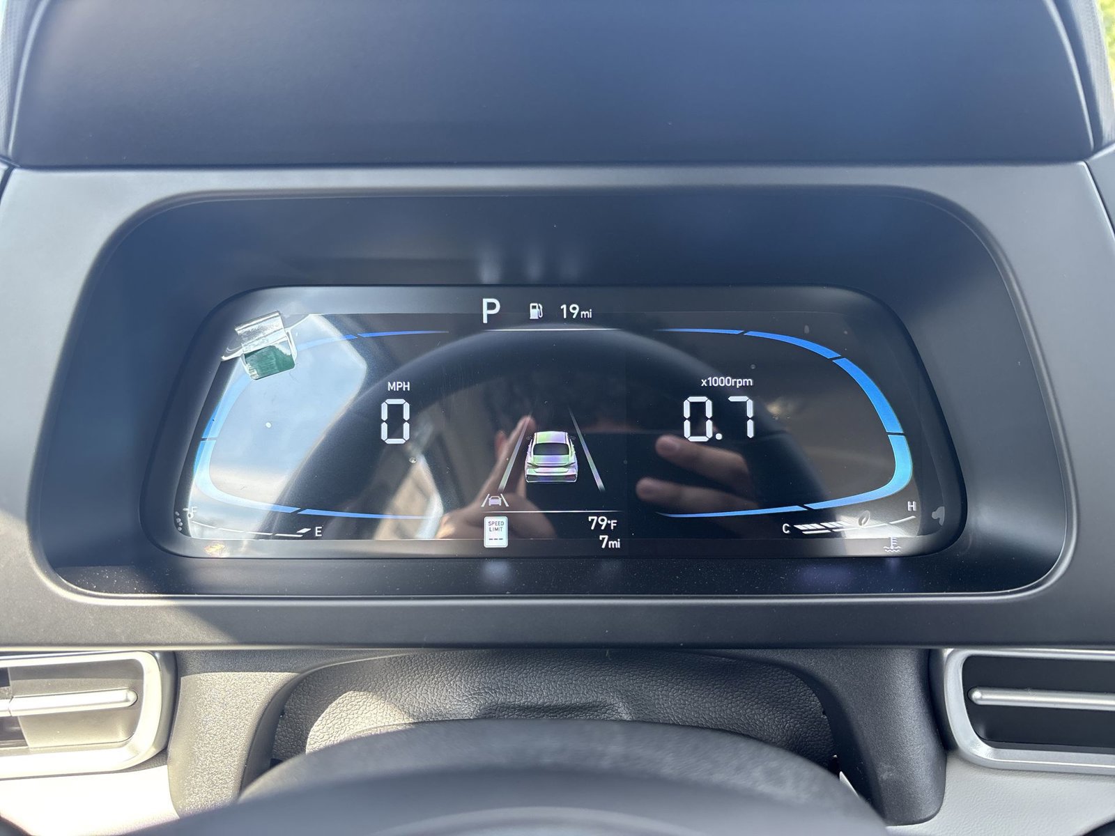 New 2026 Hyundai Elantra SEL Sport FWD image 17