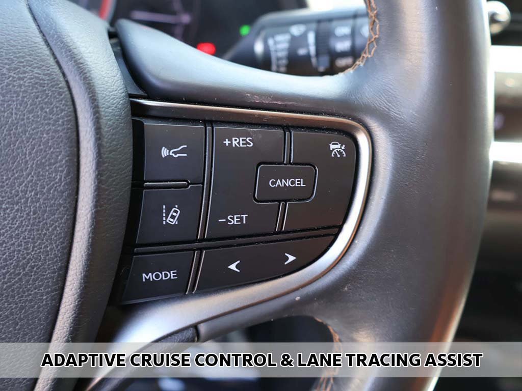 Used 2019 Lexus UX 200 image 4