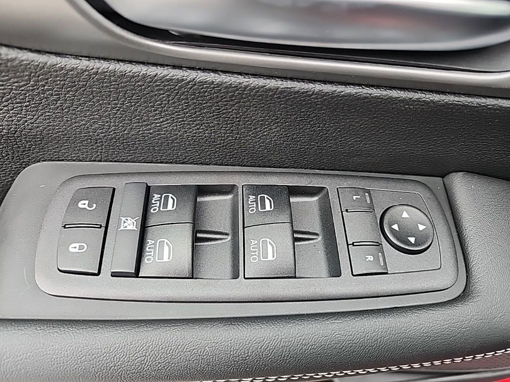 New 2026 Chrysler Pacifica Select image 23