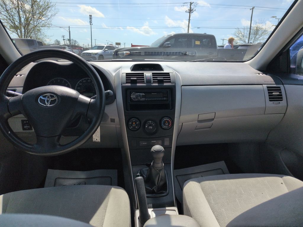 Used 2013 Toyota Corolla L image 12