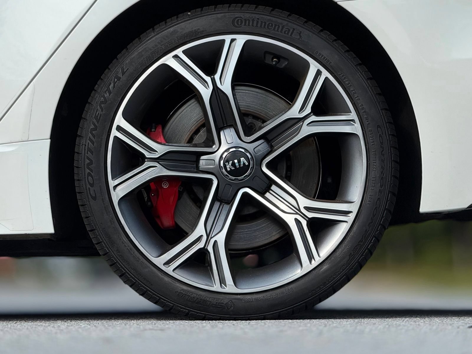 Used 2020 Kia Stinger GT RWD image 19