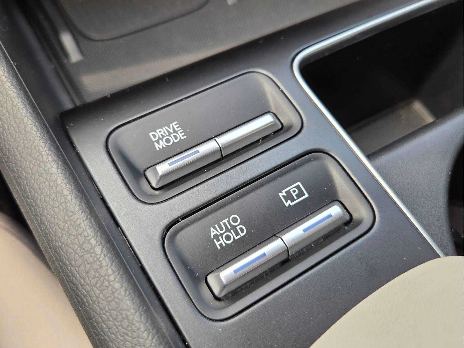 Used 2024 Hyundai Sonata SEL w/ Convenience Package FWD image 25