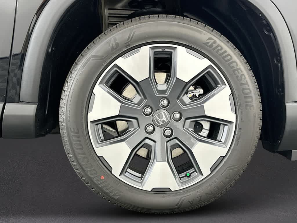 New 2026 Honda Pilot Touring image 7