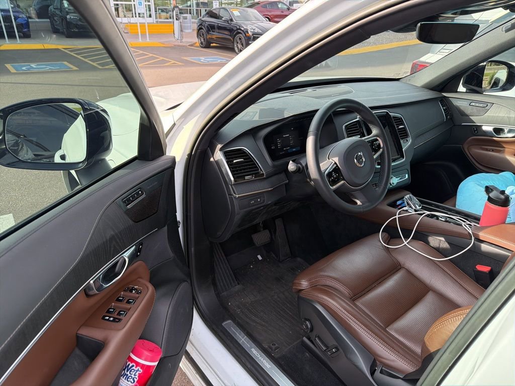 Used 2023 Volvo XC90 T8 Ultimate image 5