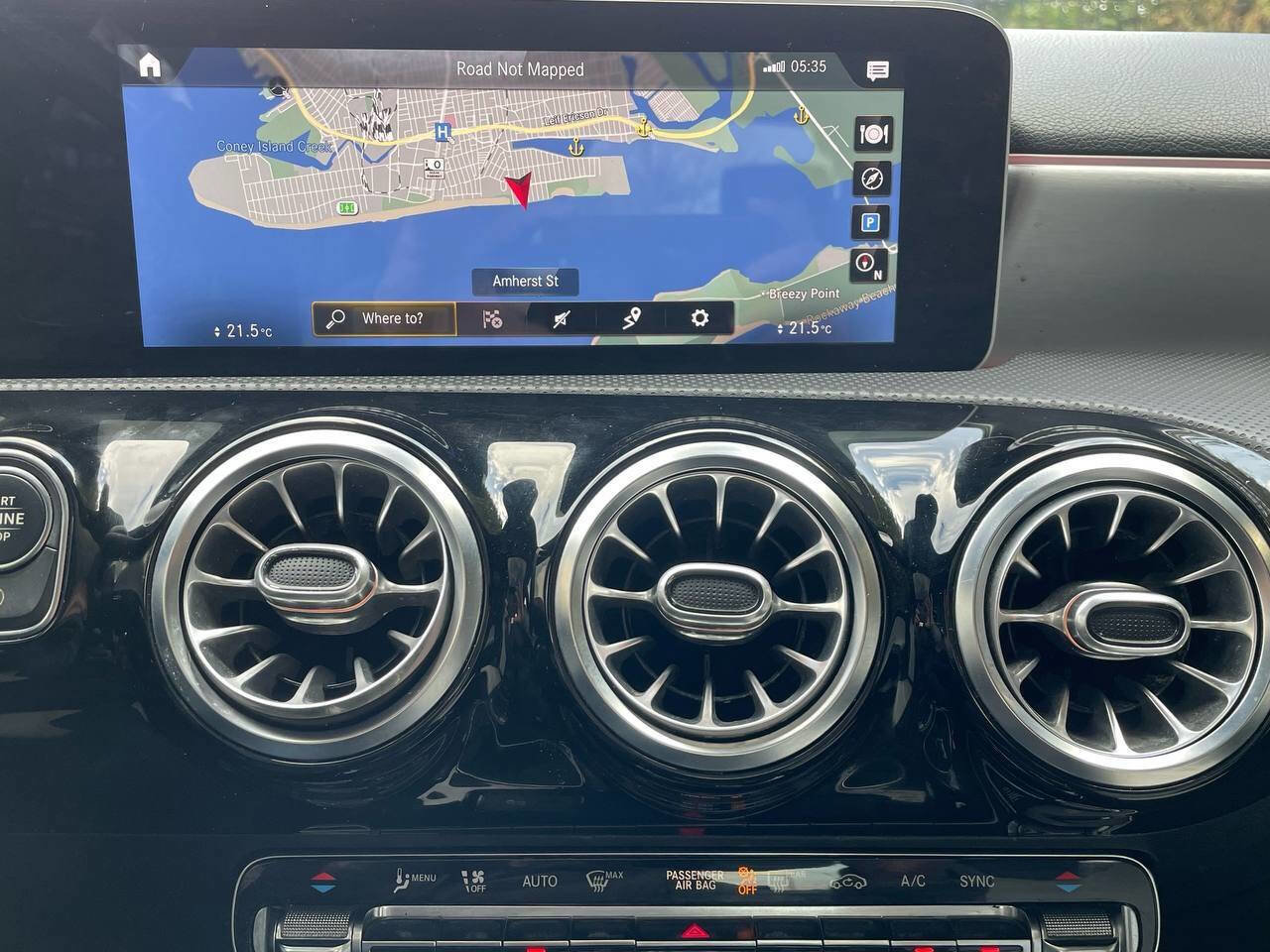 Used 2020 Mercedes-Benz A 35 AMG 4MATIC image 12