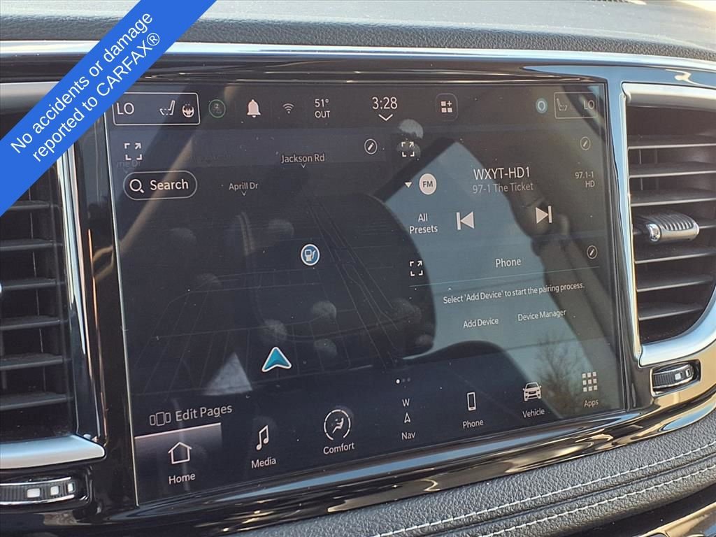 Used 2023 Chrysler Pacifica Limited image 25