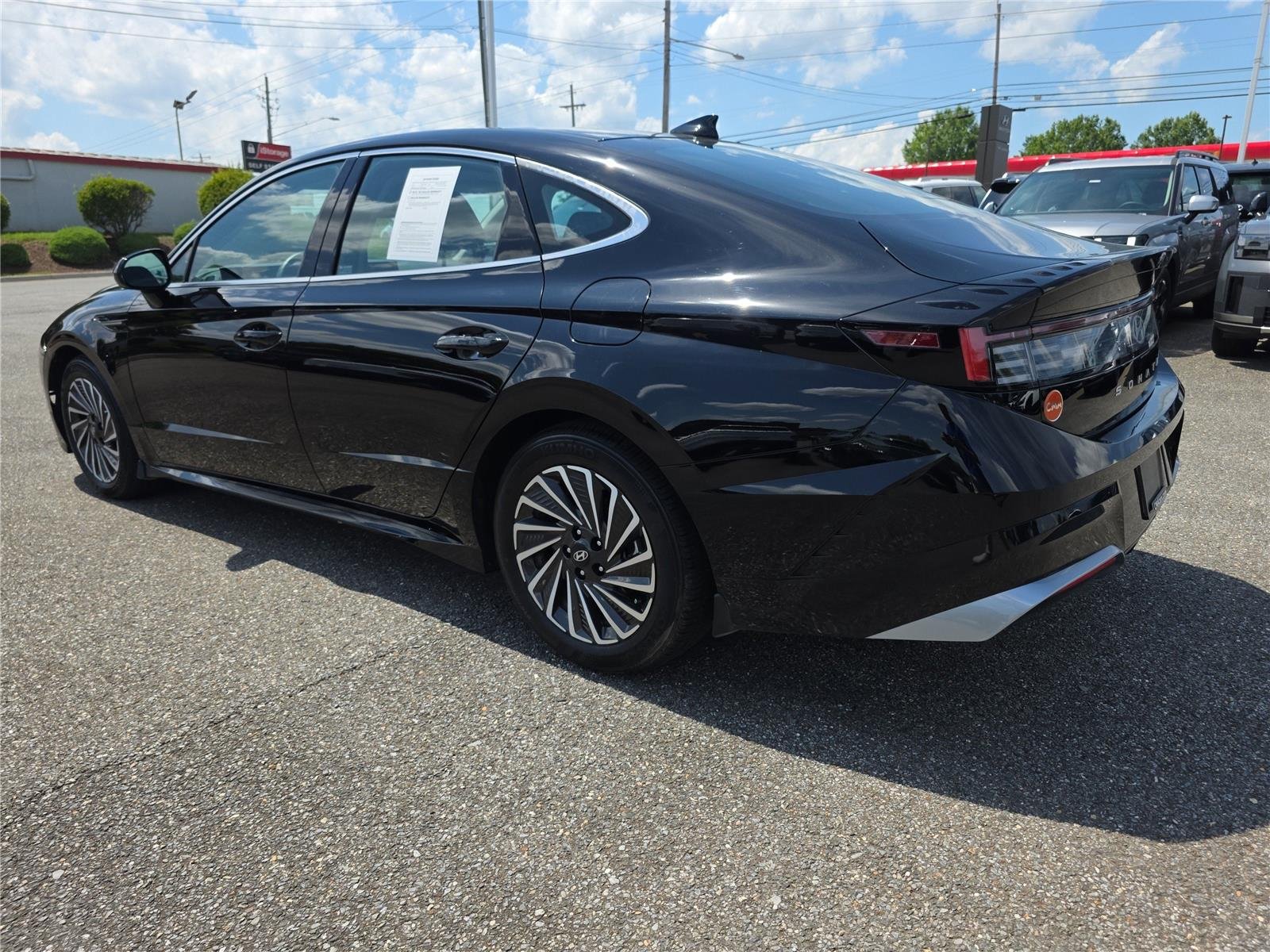 Certified 2025 Hyundai Sonata SEL FWD image 8