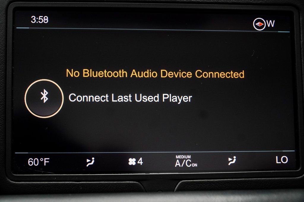 Used 2019 Aston Martin DB11 Volante image 37