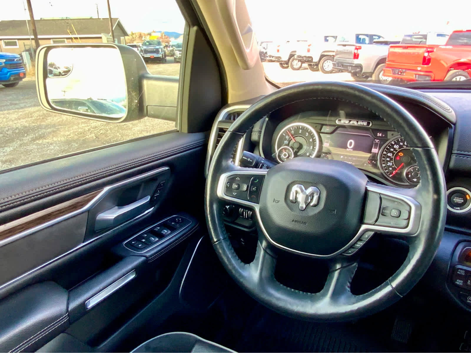 Used 2020 RAM 1500 Laramie w/ Off Road Group image 46