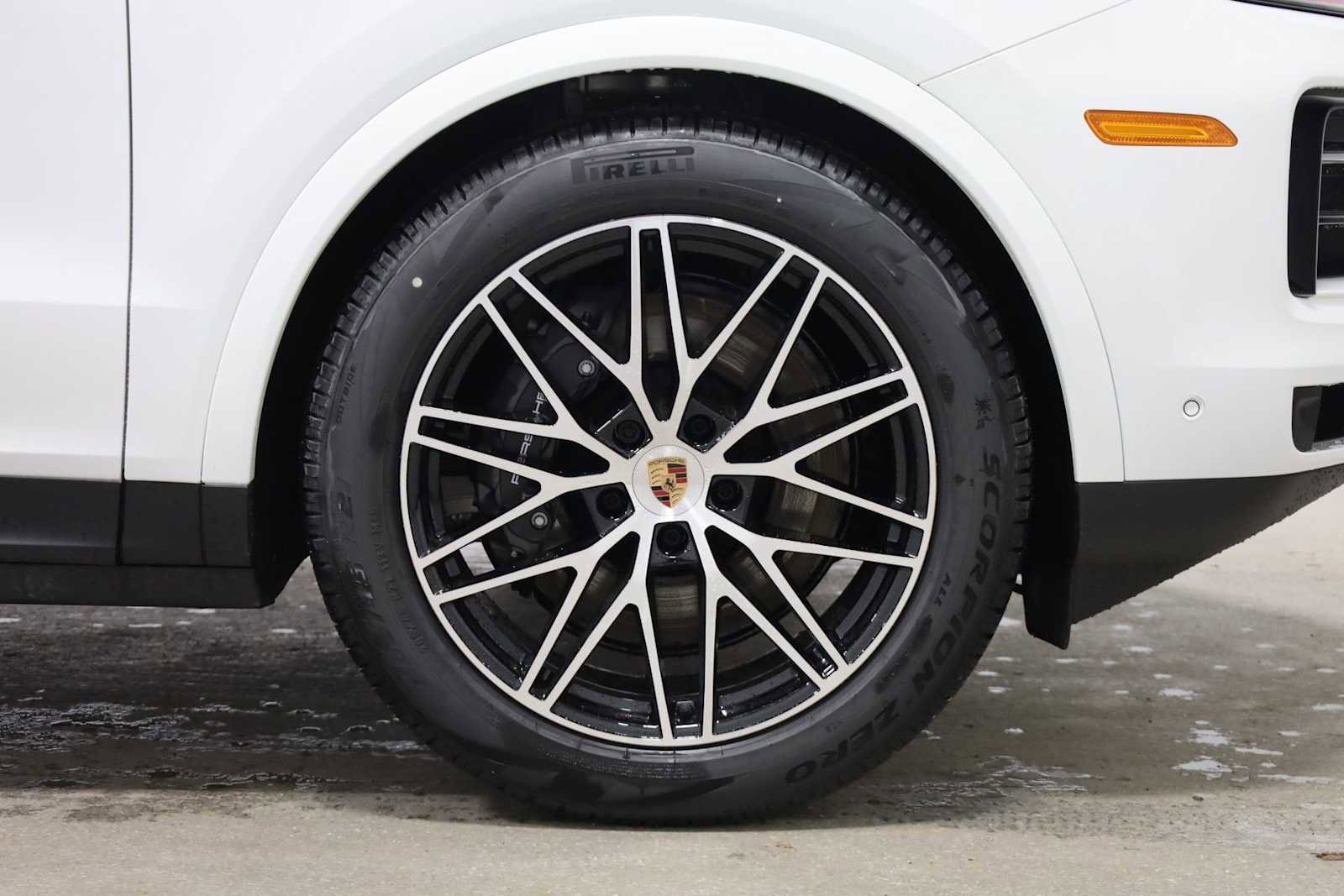 New 2026 Porsche Cayenne Coupe image 12