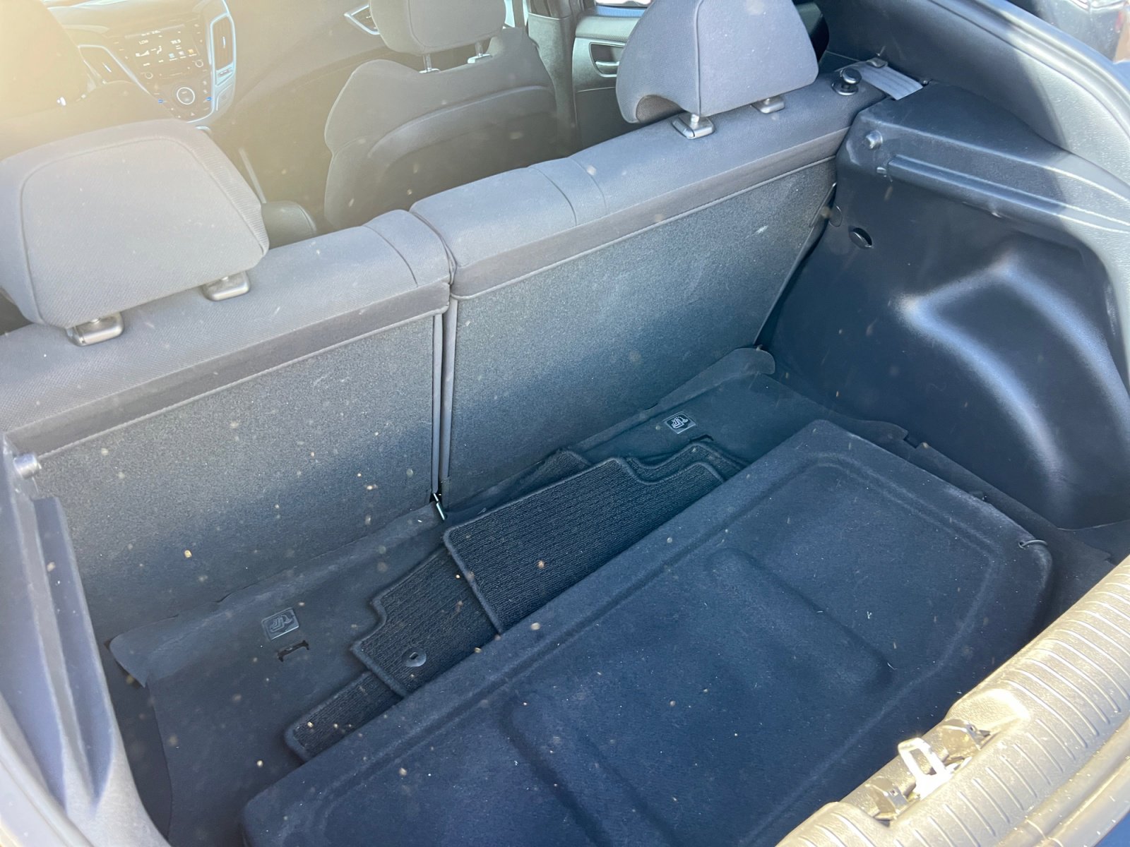 Used 2017 Hyundai Veloster Value Edition image 12