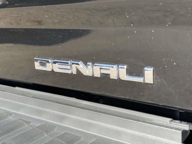 Used 2018 GMC Sierra 3500 Denali w/ Duramax Plus Package AWD/4WD image 8