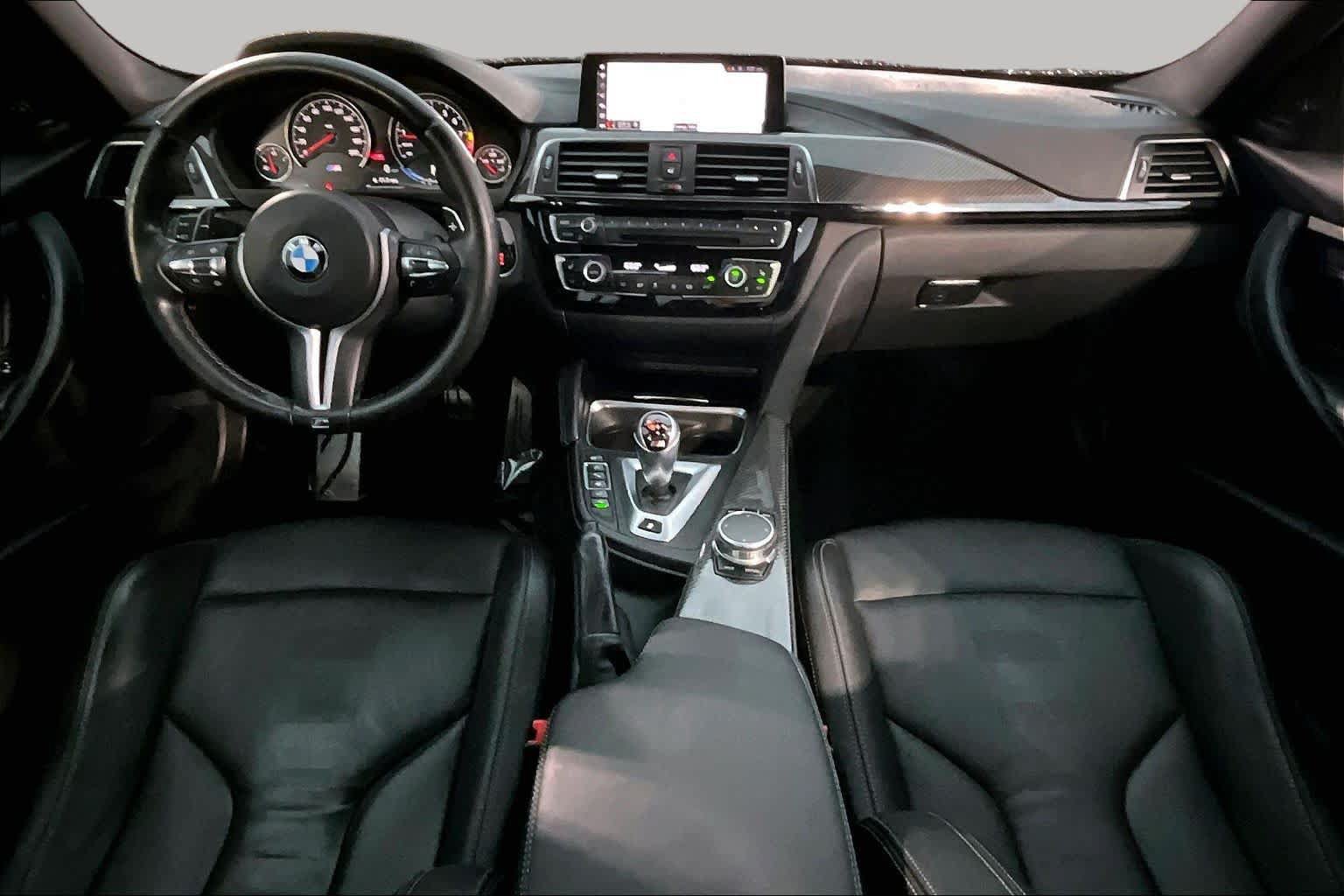 Used 2018 BMW M3 RWD image 16