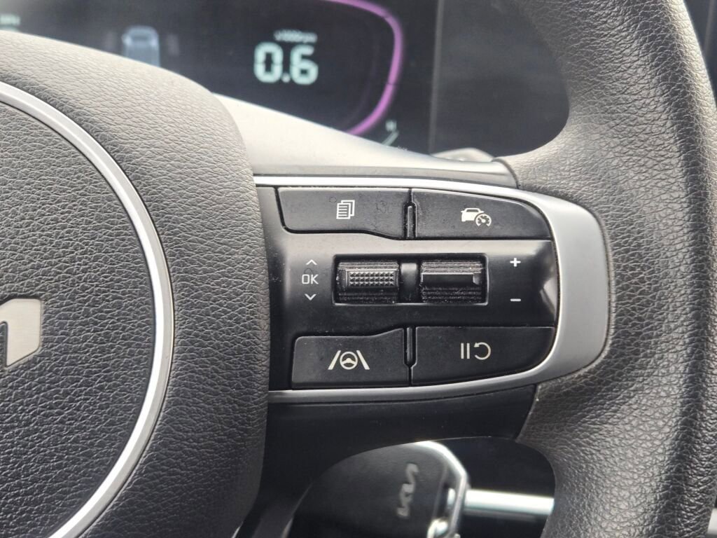 Used 2023 Kia Sportage LX image 28