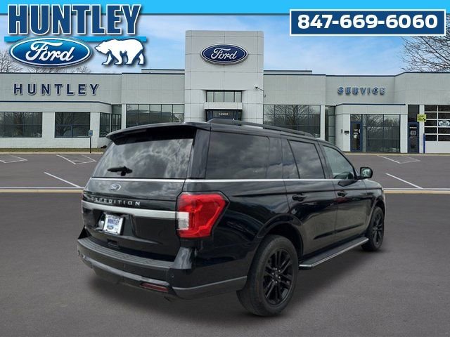 Used 2023 Ford Expedition XLT AWD/4WD image 5