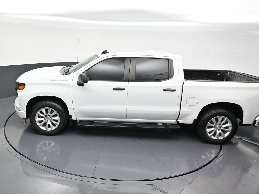 Used 2024 Chevrolet Silverado 1500 Custom image 17