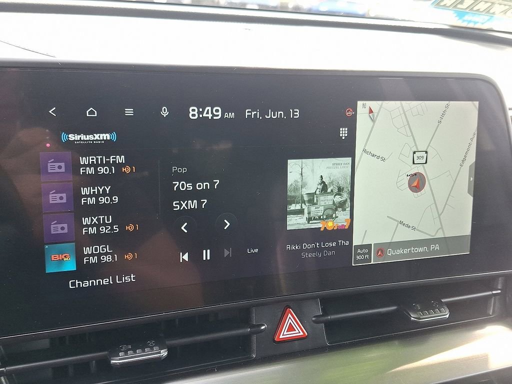 Used 2023 Kia Sportage EX w/ EX Premium Package image 19