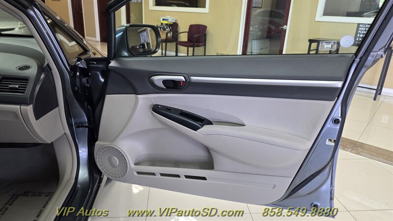 Used 2009 Honda Civic Hybrid Sedan image 12