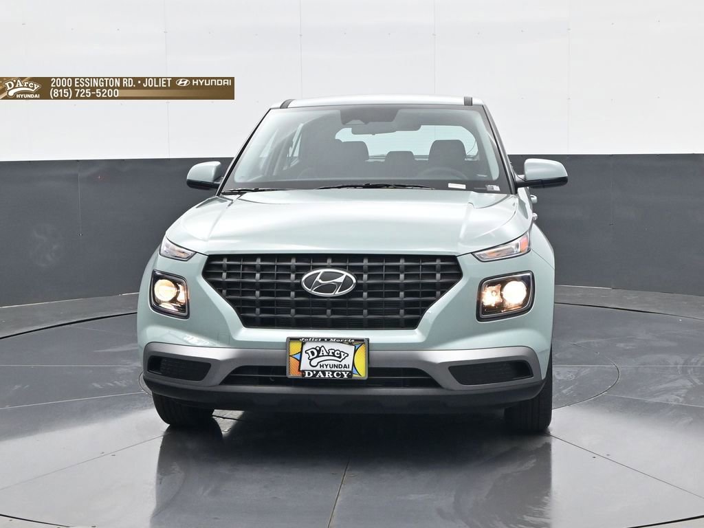 New 2026 Hyundai Venue SE FWD image 2