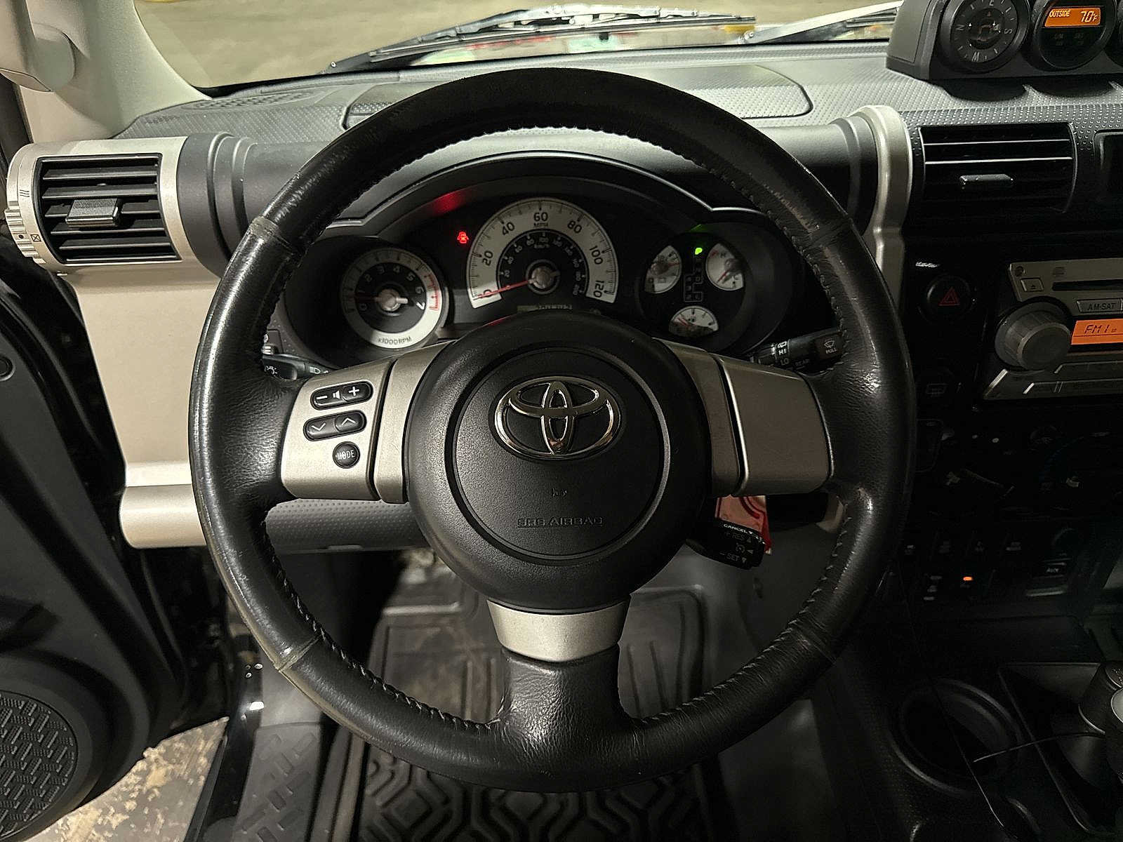 Used 2009 Toyota FJ Cruiser 4WD image 18