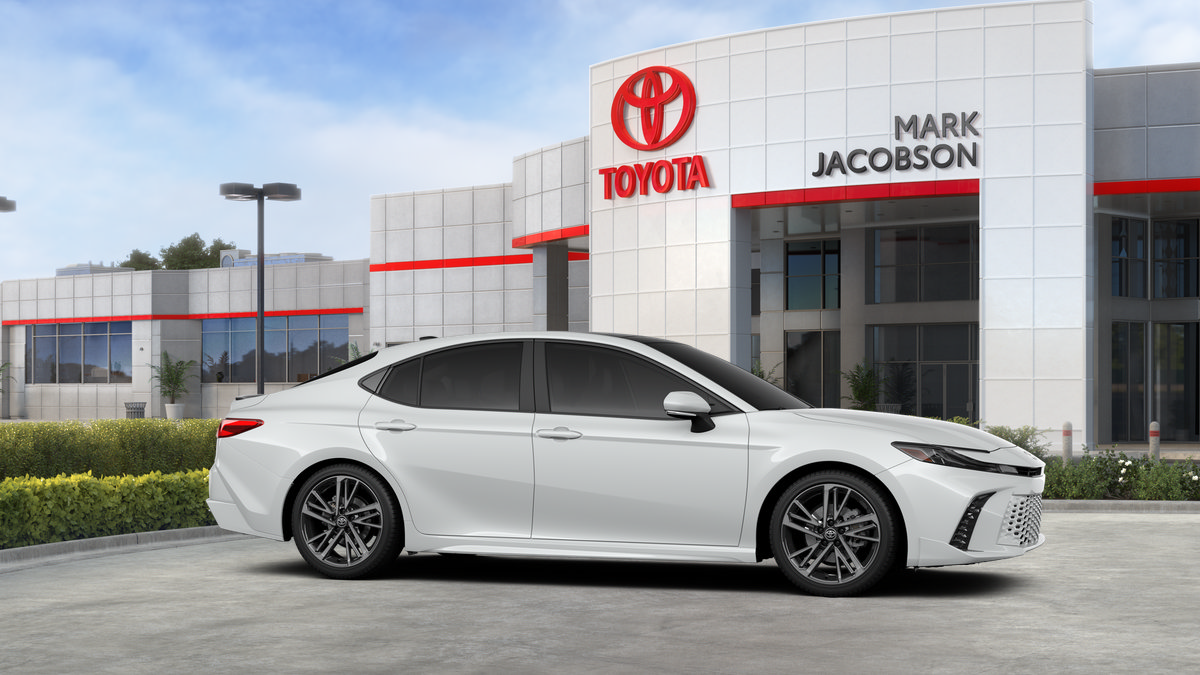 New 2026 Toyota Camry XSE FWD image 13