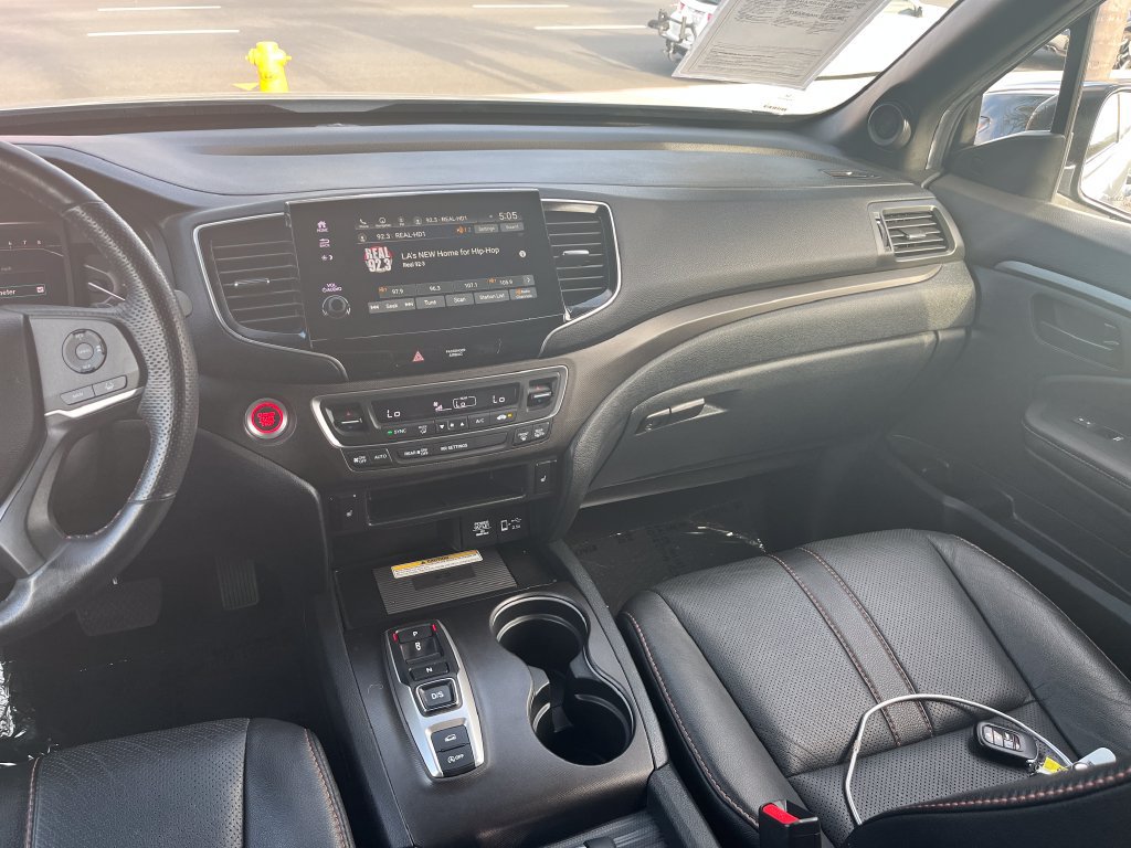 Used 2023 Honda Passport TrailSport image 33