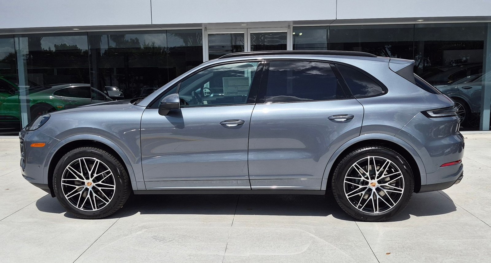 New 2026 Porsche Cayenne AWD/4WD video 2
