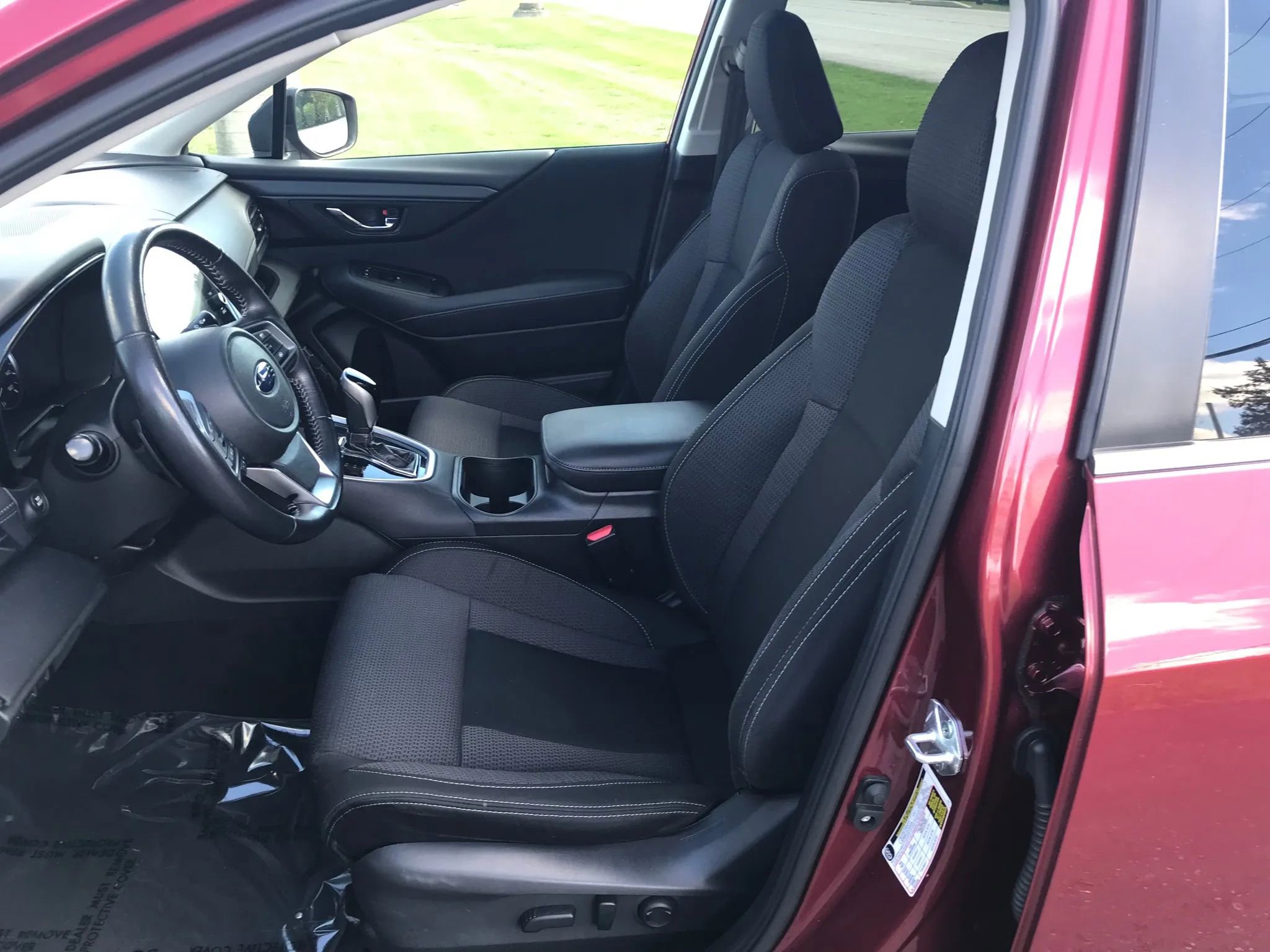 Used 2023 Subaru Outback Premium image 2