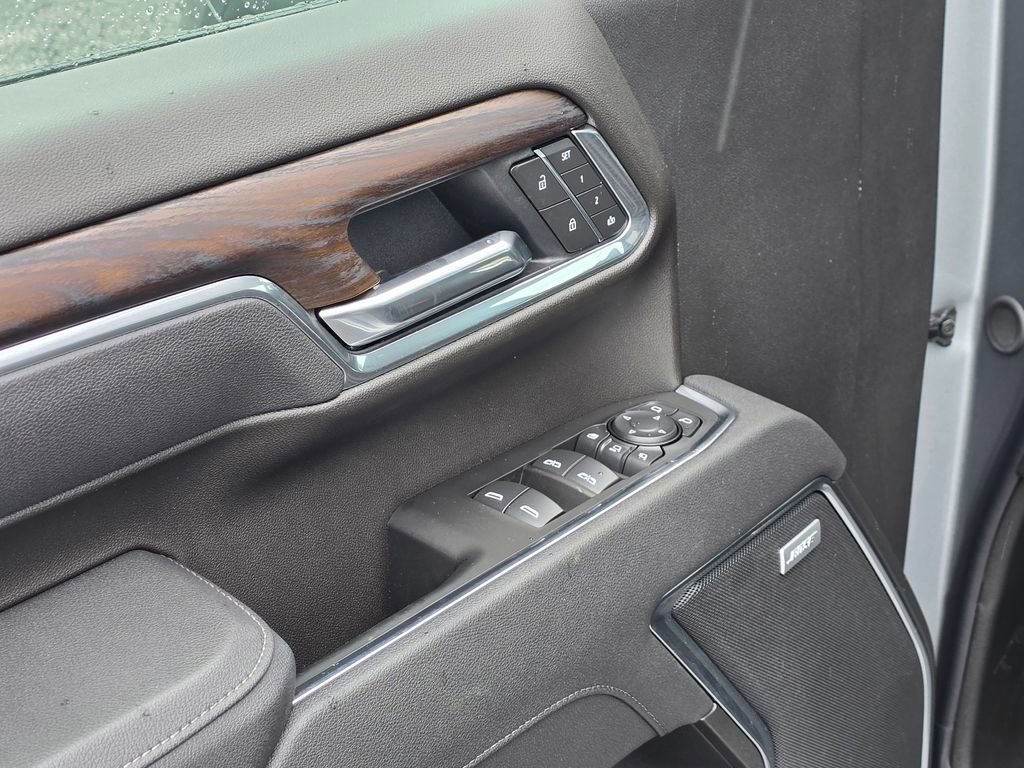 New 2025 GMC Sierra 2500 SLT image 32