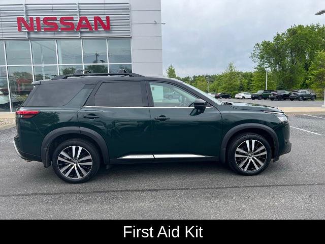 Certified 2023 Nissan Pathfinder Platinum AWD/4WD image 19
