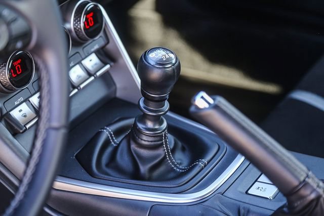 Used 2023 Toyota GR86 Premium w/ ALL Weather Mat Package (TMS) image 20