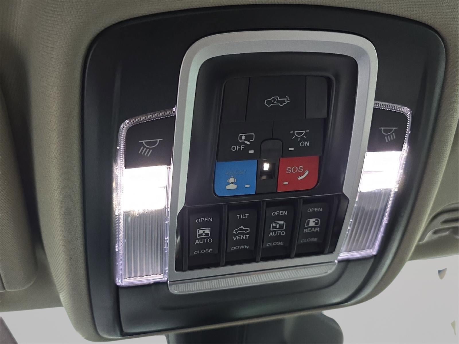 Used 2025 RAM 1500 Laramie AWD/4WD image 20