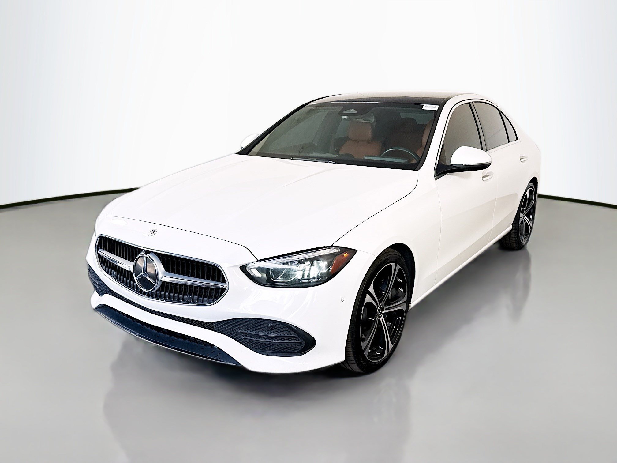 Used 2022 Mercedes-Benz C 300 Sedan w/ Exclusive Trim Package image 4