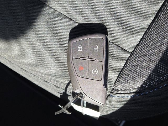 New 2026 Chevrolet Equinox EV LT image 32