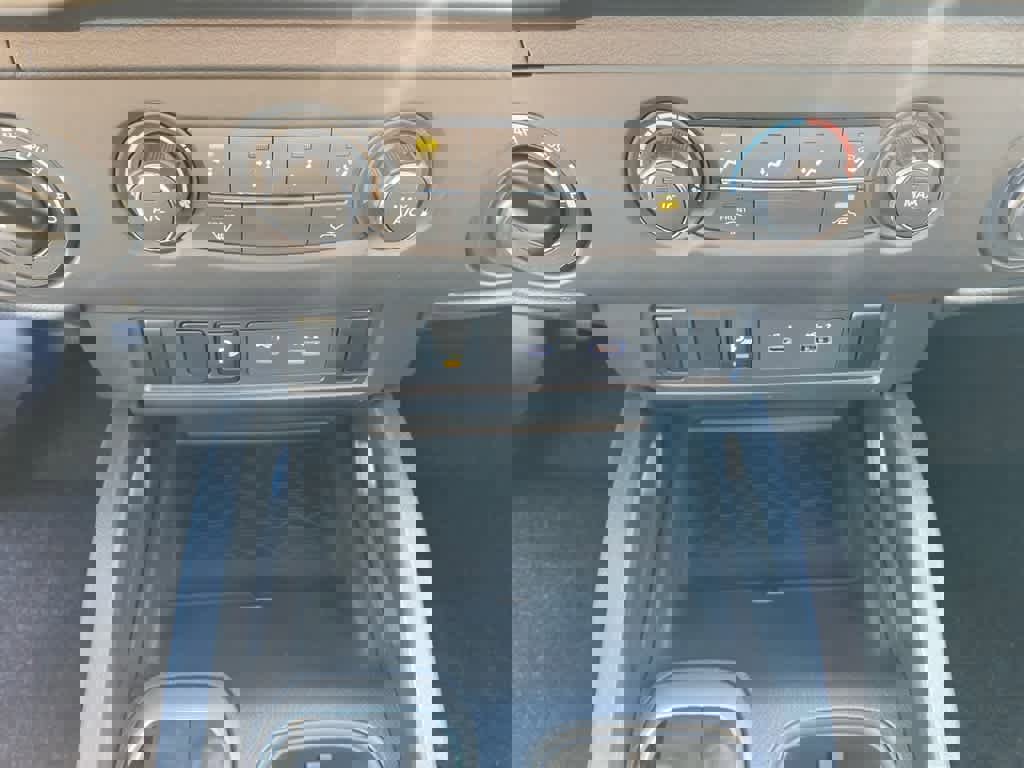 New 2026 Nissan Frontier S image 19