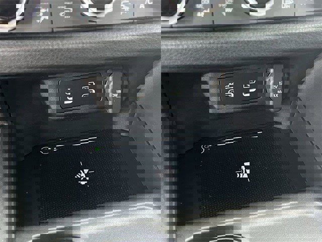 Used 2025 Acura ADX FWD image 28