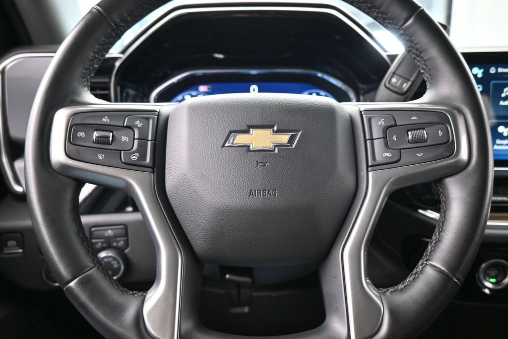 Used 2024 Chevrolet Silverado 1500 LT RWD image 23