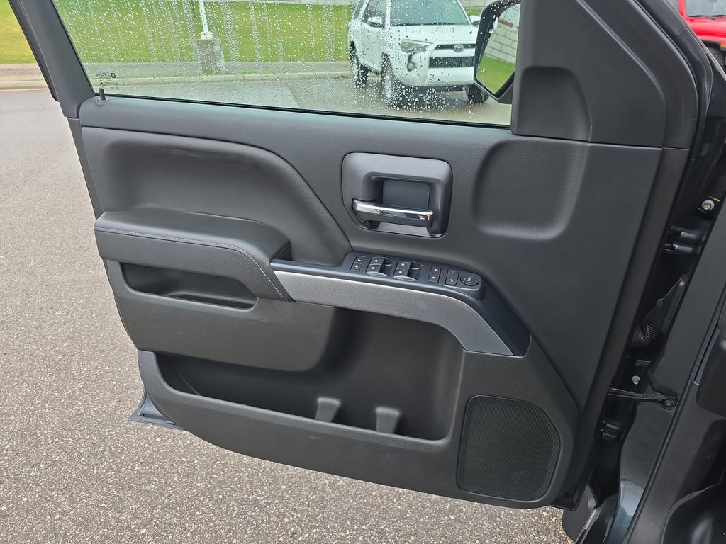 Certified 2018 Chevrolet Silverado 1500 LT w/ All Star Edition image 27