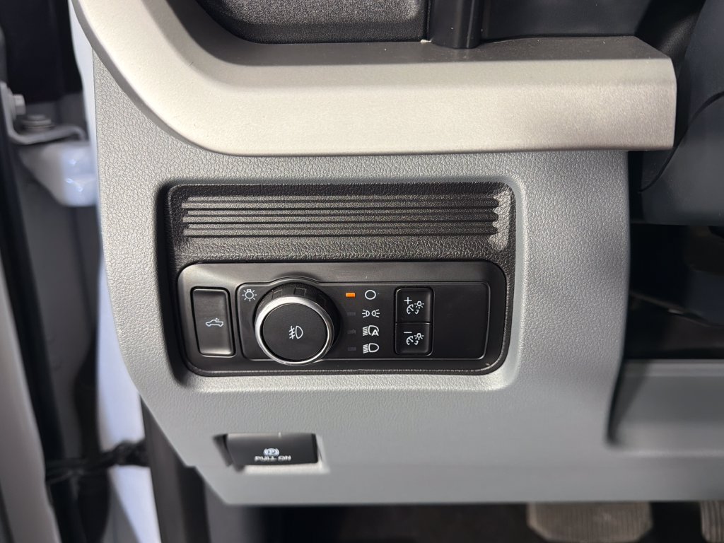 Used 2024 Ford F350 XL w/ STX Appearance Package AWD/4WD image 14