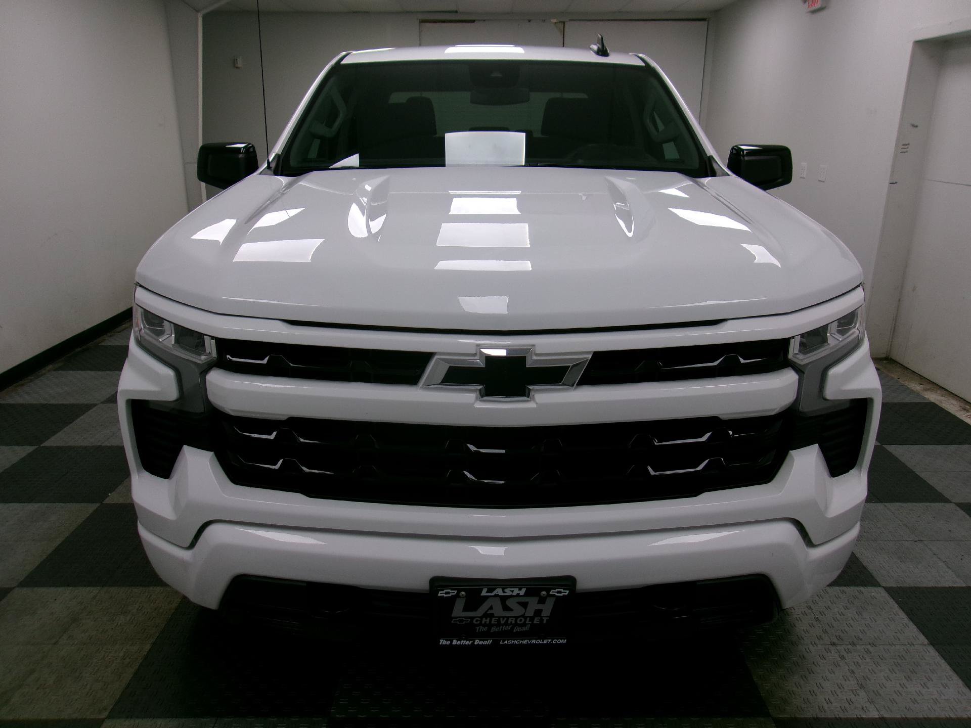 Used 2024 Chevrolet Silverado 1500 RST w/ Z71 Off-Road Package AWD/4WD image 14