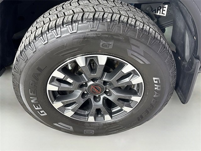Used 2024 Nissan Titan PRO-4X w/ Pro-4x Convenience Package image 32