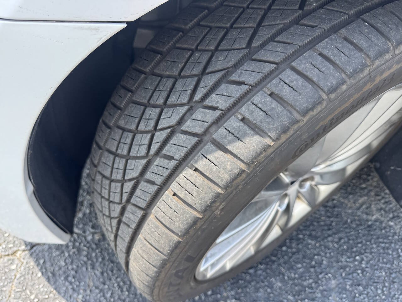 Used 2014 Hyundai Equus Signature RWD image 19