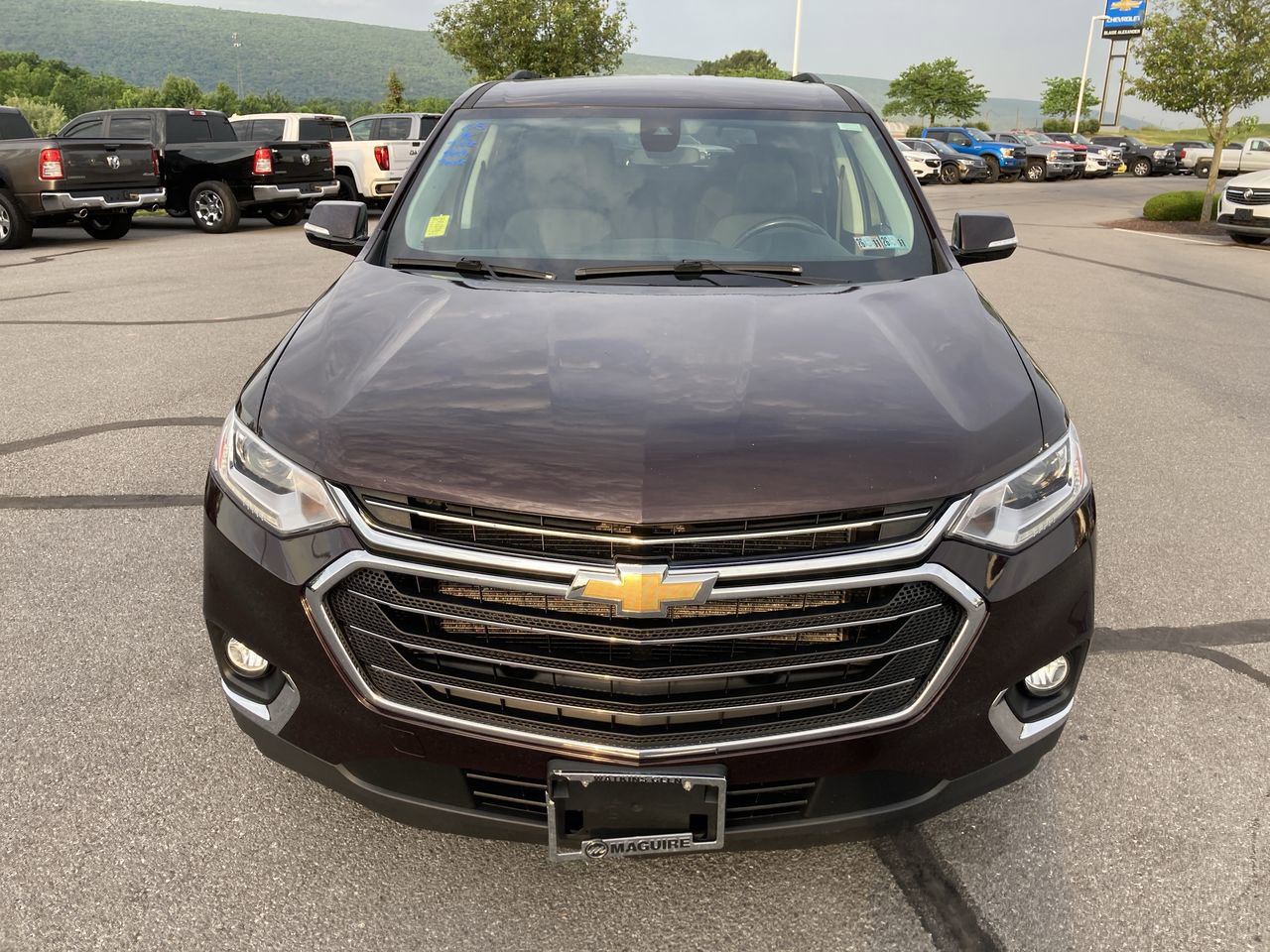 Used 2020 Chevrolet Traverse LT w/ Driver Confidence II Package AWD/4WD image 2