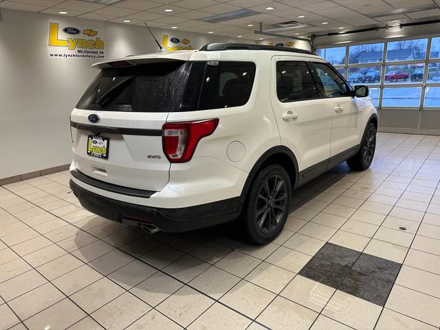 Used 2018 Ford Explorer XLT w/ Equipment Group 202A image 25