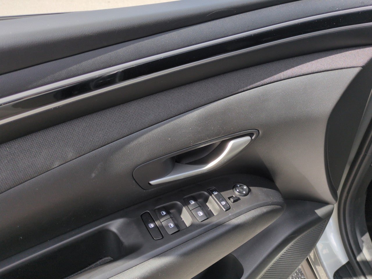 Used 2024 Hyundai Tucson SEL w/ Convenience Package FWD image 12