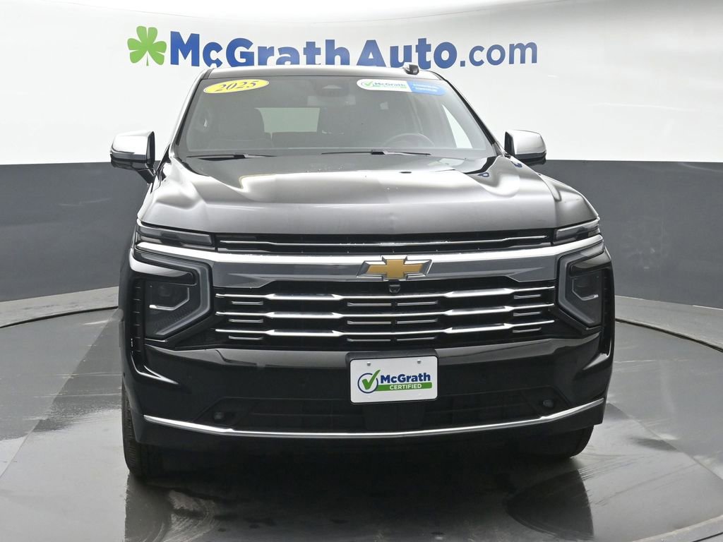 Used 2025 Chevrolet Tahoe Premier AWD/4WD image 4