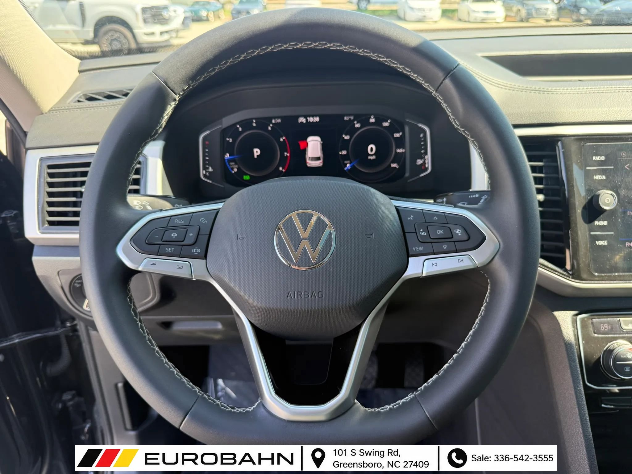 Used 2022 Volkswagen Atlas SE FWD image 32