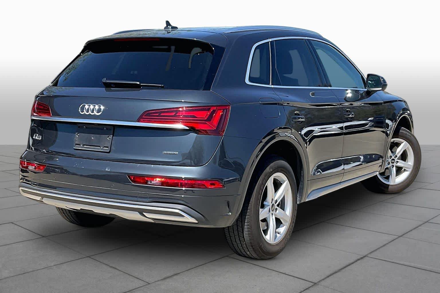 Used 2024 Audi Q5 2.0T Premium w/ Convenience Package AWD/4WD image 12
